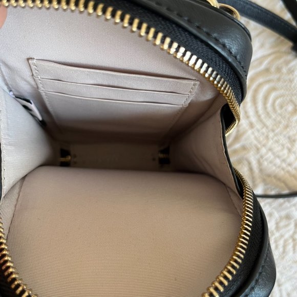 Kate Spade New York Zeezee North/South Phone Crossbody for iPhone® Black One Siz - Picture 3 of 5